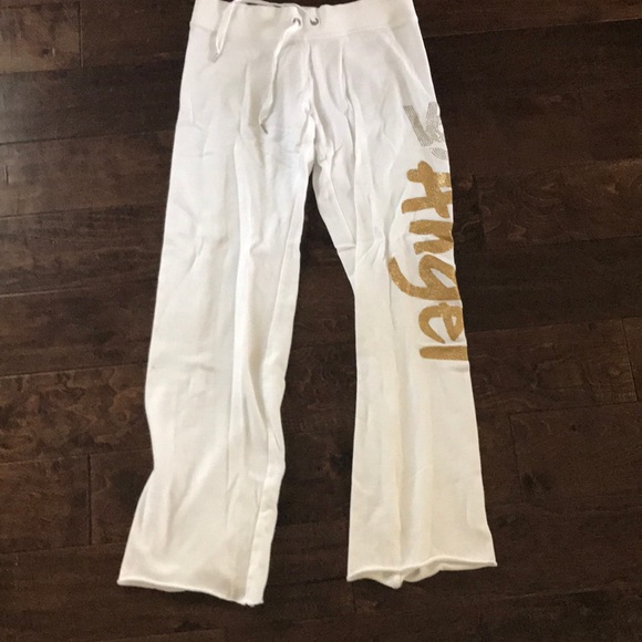 Cute White Victorias Secret Angel 